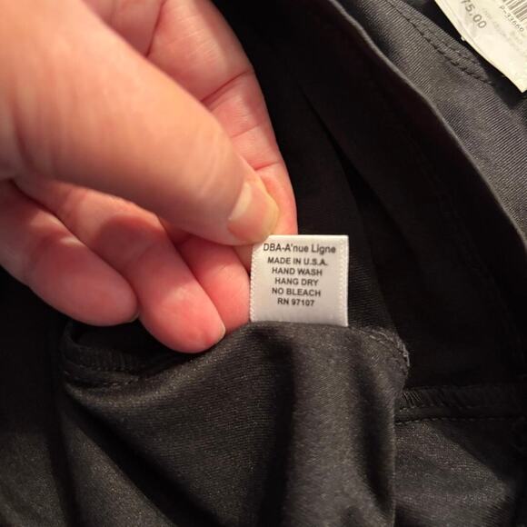 A'nue Thin Strap Tank Top Stretchy Black Women's Size Small Made in USA NWT - Picture 6 of 11